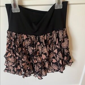 Bebe Ruffle Floral Mini skirt